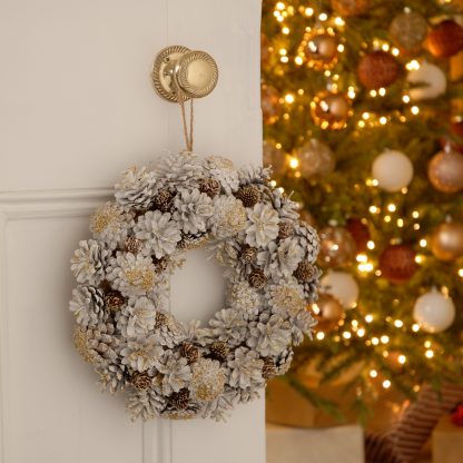 Christmas Wreath - White And Gold Pinecone - Hand Crafted
