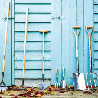 Ash & Steel: 7-Piece Heavy Duty Stainless Steel Garden Tool Set - Essential Garden Tools Bundle