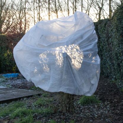 Extra Thick (30gsm) Extra Large Frost Protection Fleece Plant Jacket With Zipper & Drawstring Closing Cord (2.0m x 2.4m)
