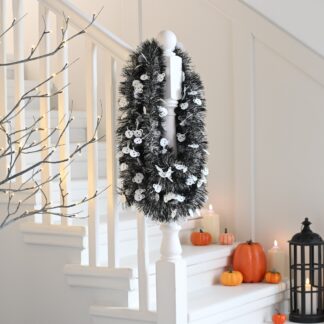 Christmas Tree Decoration - Long Black With White Skull Tinsel - 5m