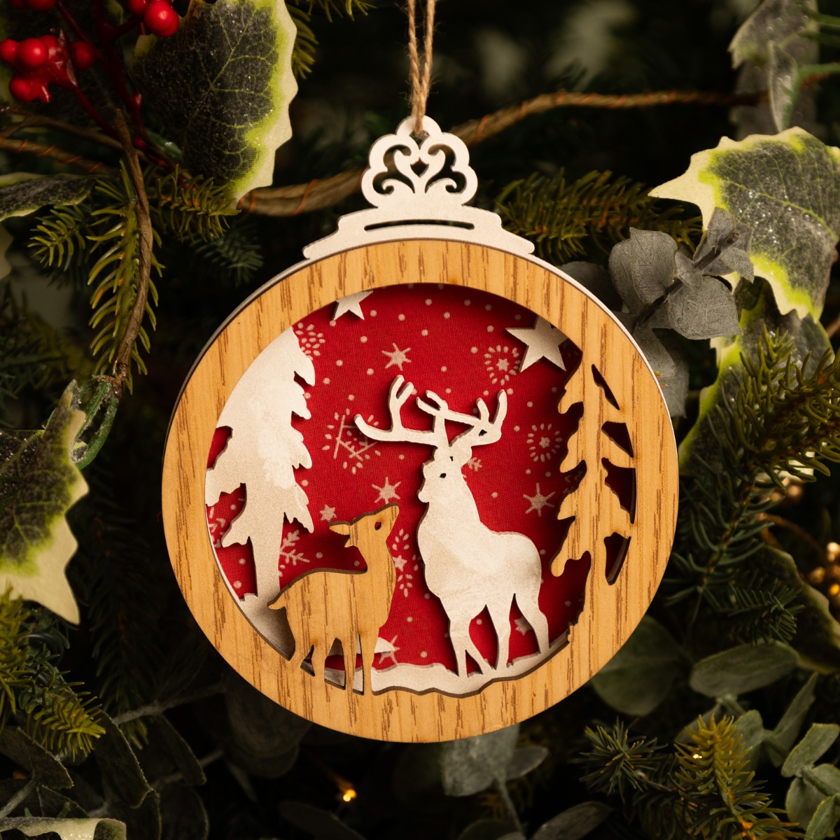 Wooden White And Red Fabric Deer Scene - Christmas Tree Decoration