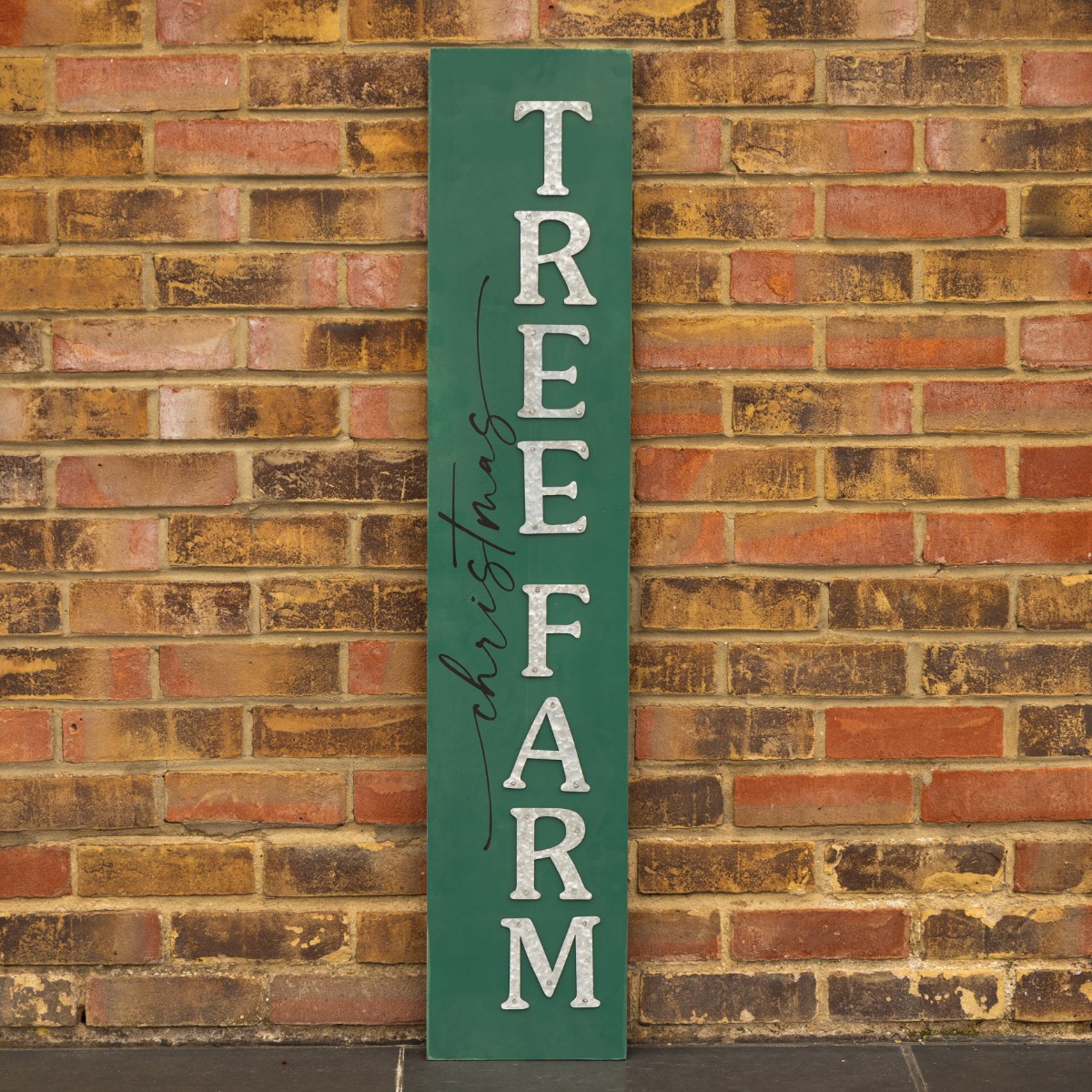 Wooden Green Christmas Tree Farm Sign - Christmas Decoration