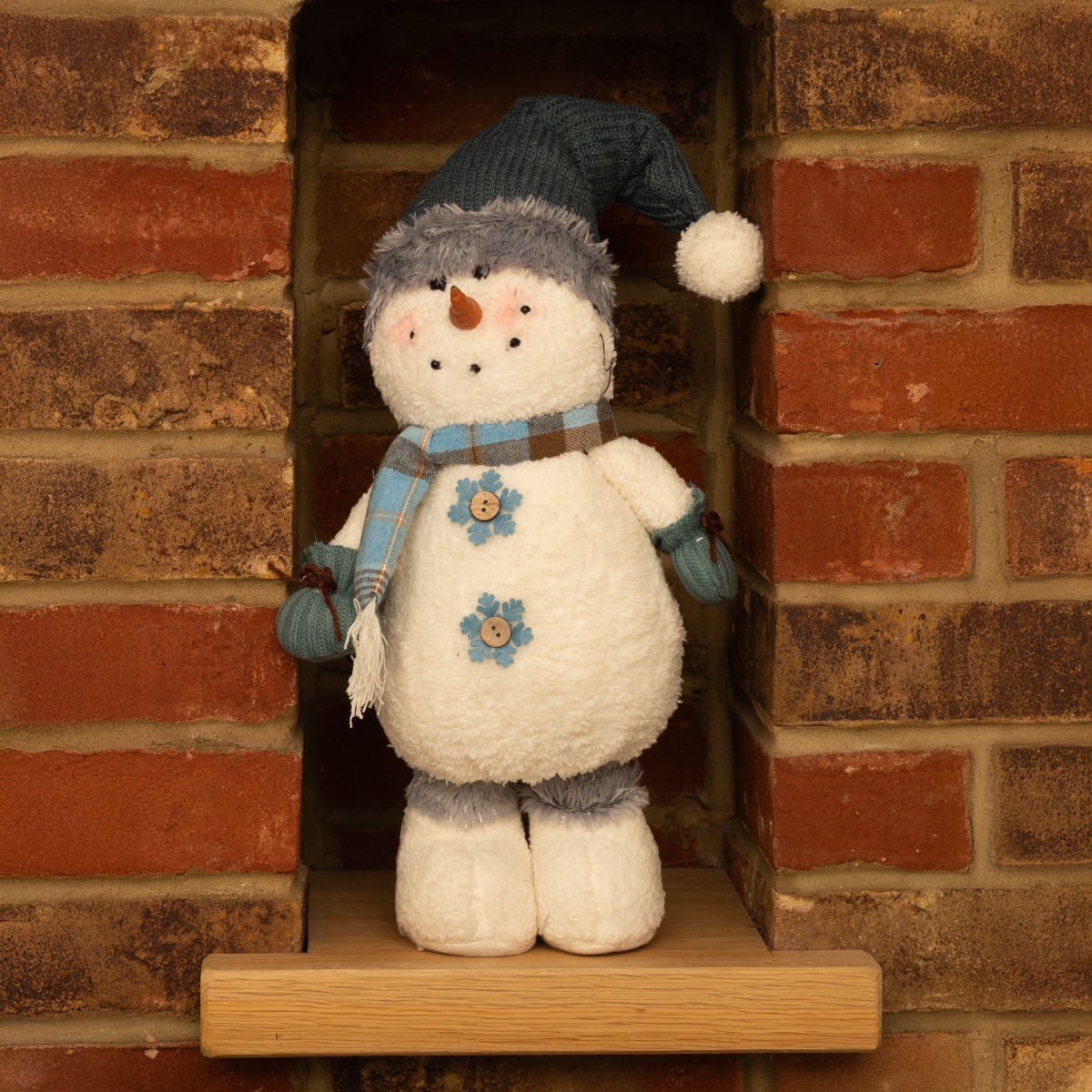 Pack of Two Standing Snowmen With Tartan Scarfs - Christmas Decoration