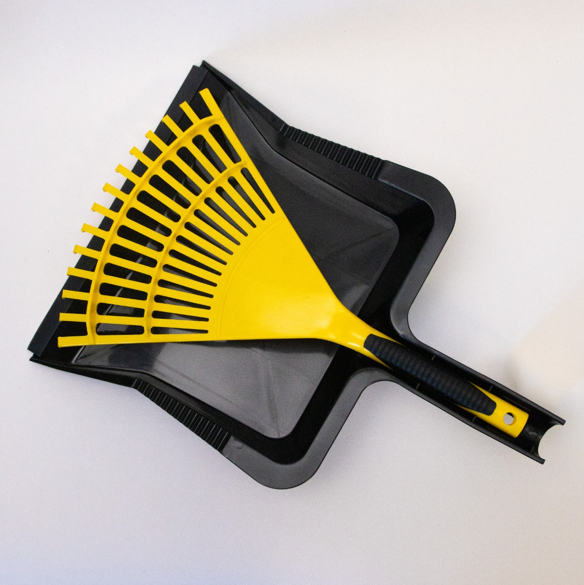 The Bulldozer! Heavy Duty Hand Rake And Dustpan Set